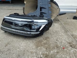 bontott VW TIGUAN Bal Ledes Fényszóró