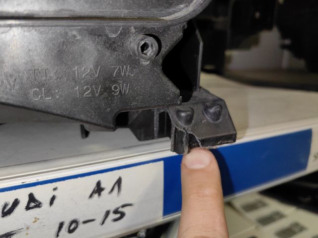 bontott VW TIGUAN Bal Ledes Fényszóró