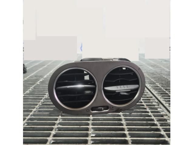 bontott VW TIGUAN Bal Szellőző