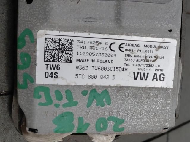 bontott VW TIGUAN Bal Térdlégzsák