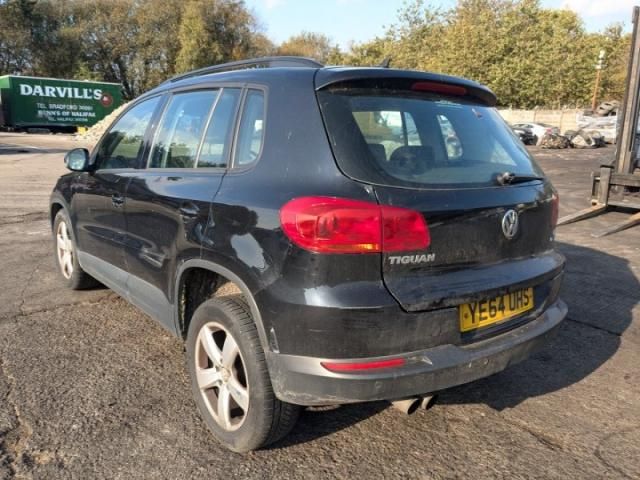 bontott VW TIGUAN Bal Tetősín