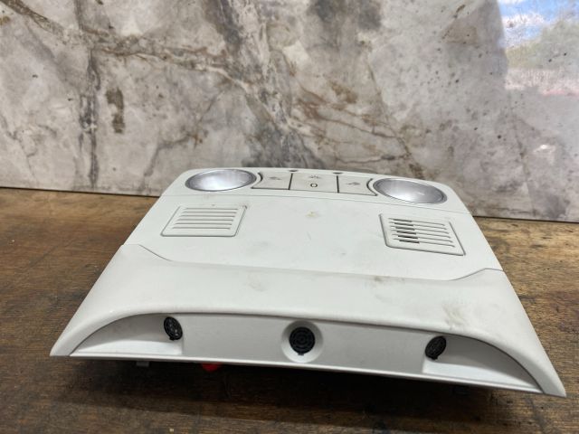 bontott VW TIGUAN Beltér Világítás Első