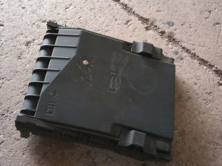 bontott VW TIGUAN Biztosítéktábla Fedél