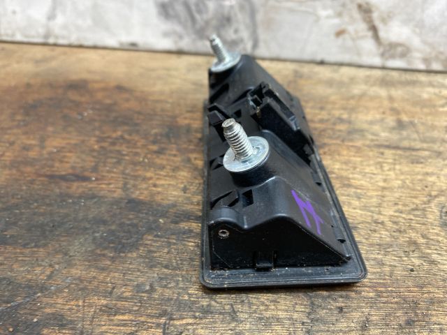 bontott VW TIGUAN Csomagtér Nyitó Kar / Gomb