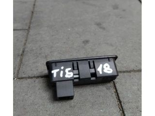 bontott VW TIGUAN Csomagtér Nyitó Kar / Gomb