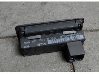 bontott VW TIGUAN Csomagtér Nyitó Kar / Gomb