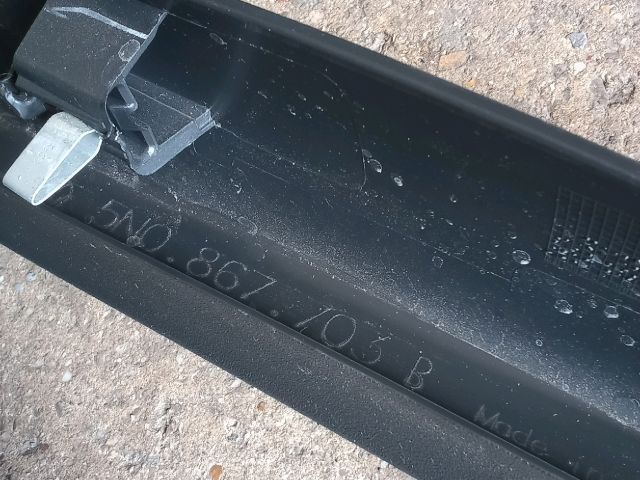 bontott VW TIGUAN Csomagtérajtó Burkolat Felső