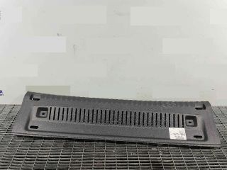 bontott VW TIGUAN Csomagtérajtó Díszléc