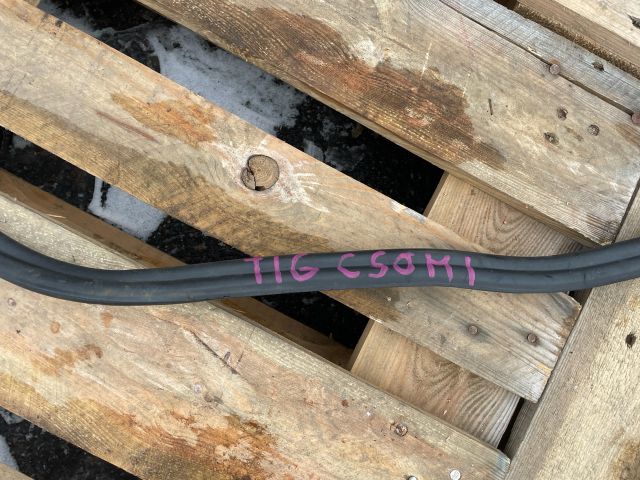 bontott VW TIGUAN Csomagtérajtó Gumikéder