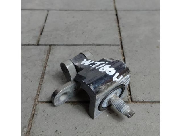 bontott VW TIGUAN Csomagtérajtó Jobb Zsanér