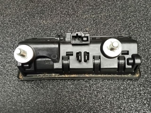 bontott VW TIGUAN Csomagtérajtó Kapcsoló