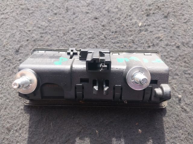 bontott VW TIGUAN Csomagtérajtó Kilincs