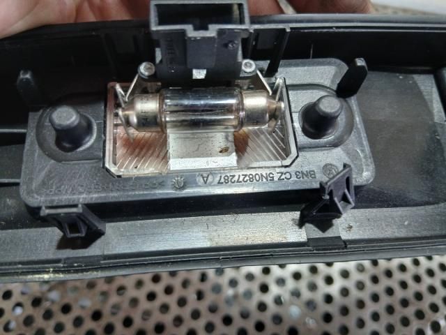 bontott VW TIGUAN Csomagtérajtó Kilincs