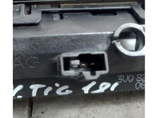 bontott VW TIGUAN Csomagtérajtó Kilincs