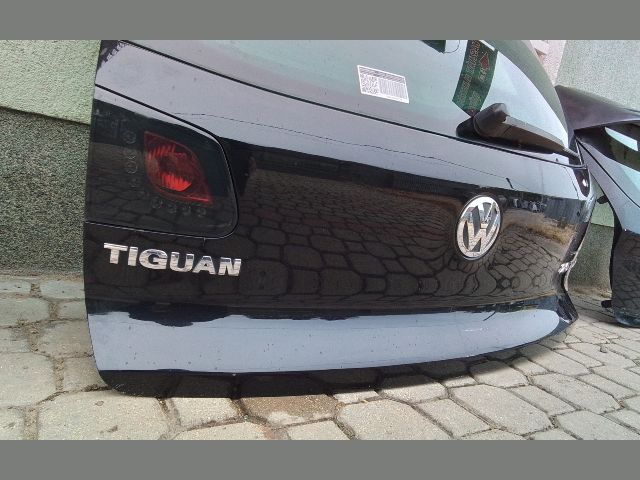 bontott VW TIGUAN Csomagtérajtó (Részeivel)