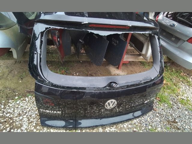 bontott VW TIGUAN Csomagtérajtó (Részeivel)
