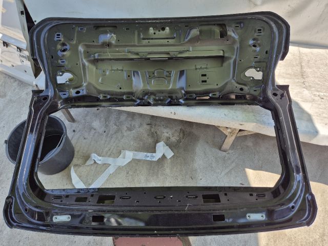 bontott VW TIGUAN Csomagtérajtó (Üres lemez)