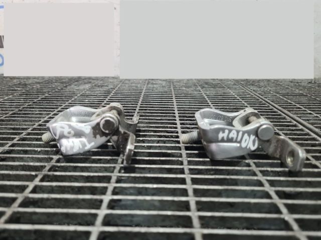 bontott VW TIGUAN Csomagtérajtó Zsanér