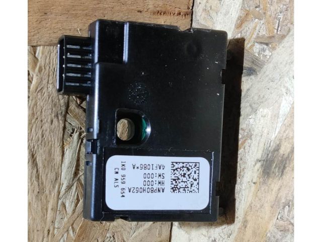 bontott VW TIGUAN Elektronika (Magában)