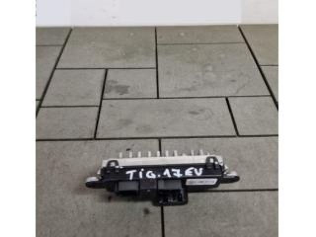 bontott VW TIGUAN Előtét Ellenállás Fűtőmotor