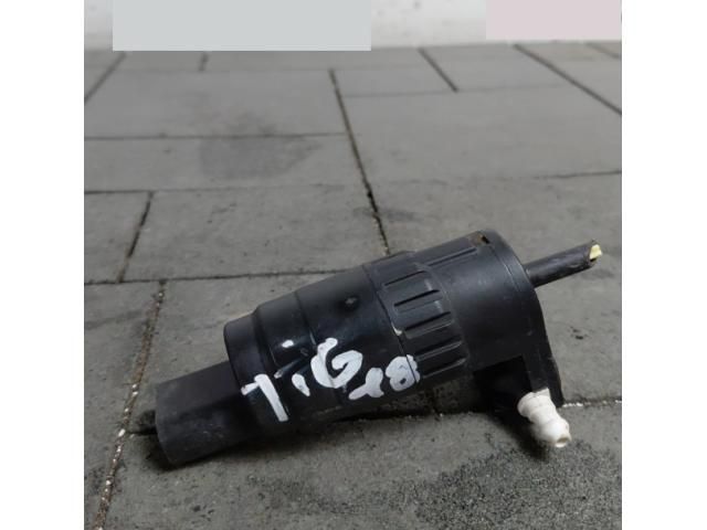 bontott VW TIGUAN Első Ablakmosó Szivattyú