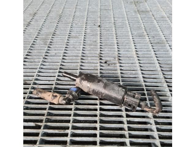 bontott VW TIGUAN Első Ablakmosó Szivattyú