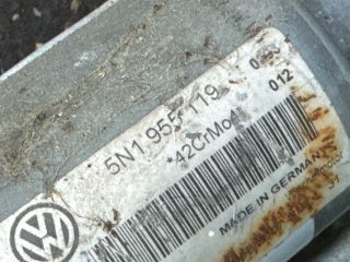 bontott VW TIGUAN Első Ablaktörlő Szerkezet Motorral