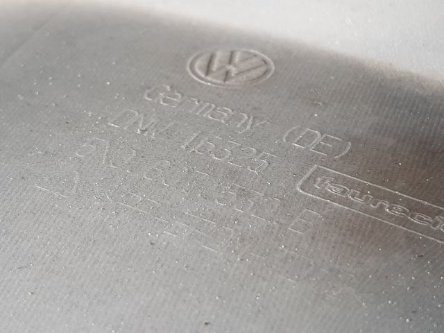 bontott VW TIGUAN Első Lökhárító Légterelő