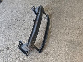 bontott VW TIGUAN Első Lökhárító Merevítő (Fém)