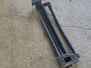 bontott VW TIGUAN Első Lökhárító Merevítő (Fém)