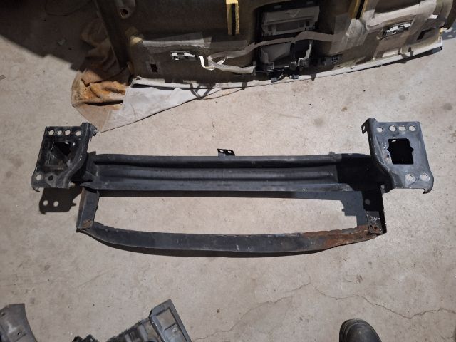 bontott VW TIGUAN Első Lökhárító Merevítő (Fém)