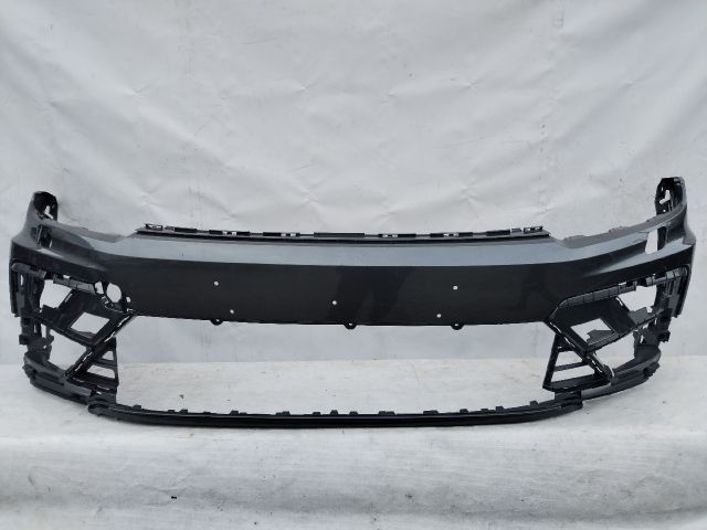 bontott VW TIGUAN Első Lökhárító (Üresen)