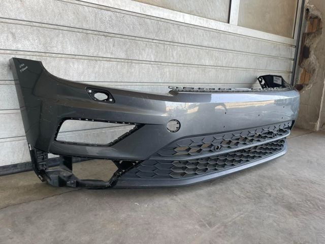 bontott VW TIGUAN Első Lökhárító (Üresen)