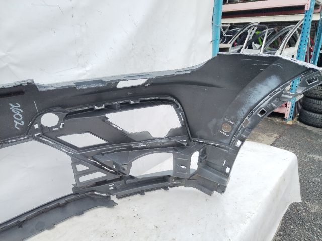 bontott VW TIGUAN Első Lökhárító (Üresen)