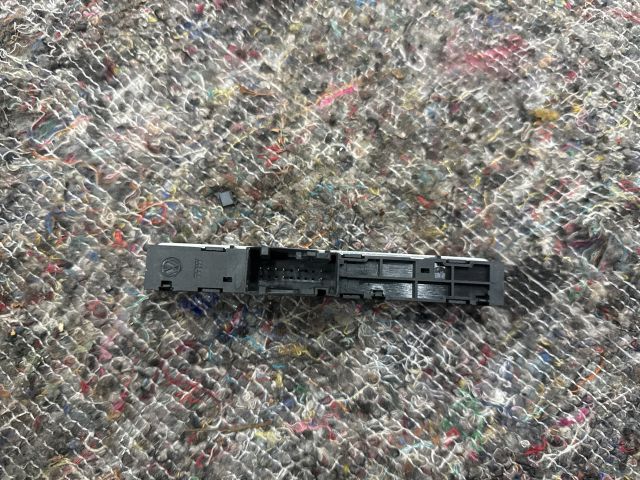 bontott VW TIGUAN ESP Kapcsoló