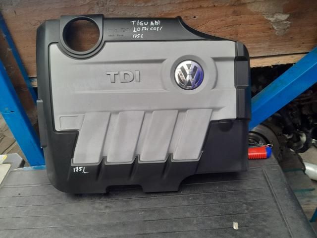 bontott VW TIGUAN Felső Hűtőburkolat