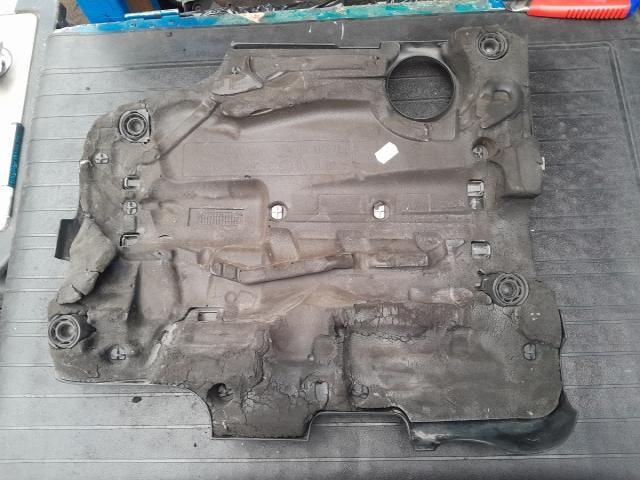 bontott VW TIGUAN Felső Hűtőburkolat