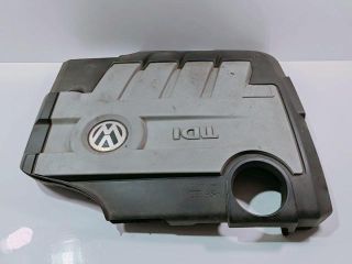 bontott VW TIGUAN Felső Hűtőburkolat