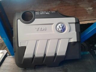 bontott VW TIGUAN Felső Hűtőburkolat