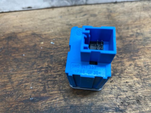 bontott VW TIGUAN Fényszórómagasság Állító Kapcsoló