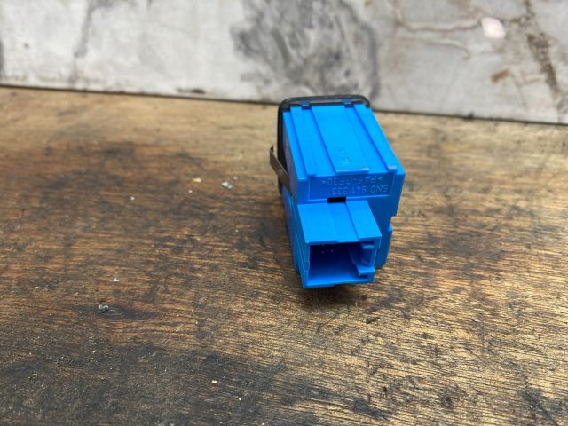 bontott VW TIGUAN Fényszórómagasság Állító Kapcsoló