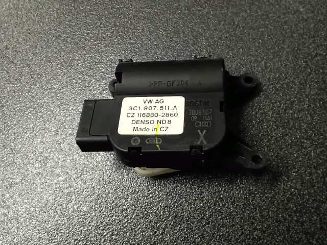 bontott VW TIGUAN Fűtés Állító Motor