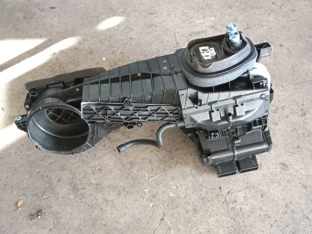 bontott VW TIGUAN Fűtés Box