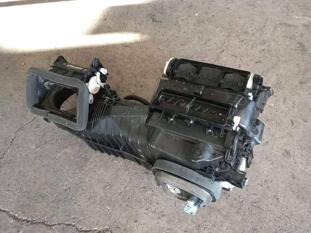 bontott VW TIGUAN Fűtés Box