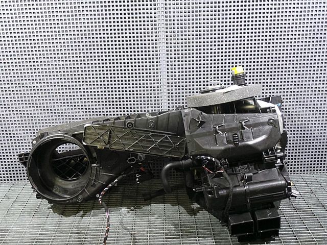 bontott VW TIGUAN Fűtés Box