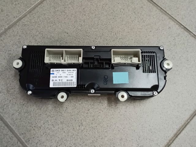 bontott VW TIGUAN Fűtéskapcsoló (digit klímás)