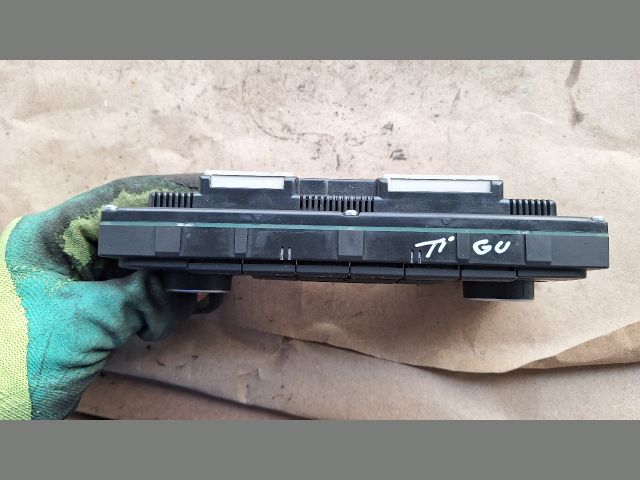 bontott VW TIGUAN Fűtéskapcsoló (manuális klímás)