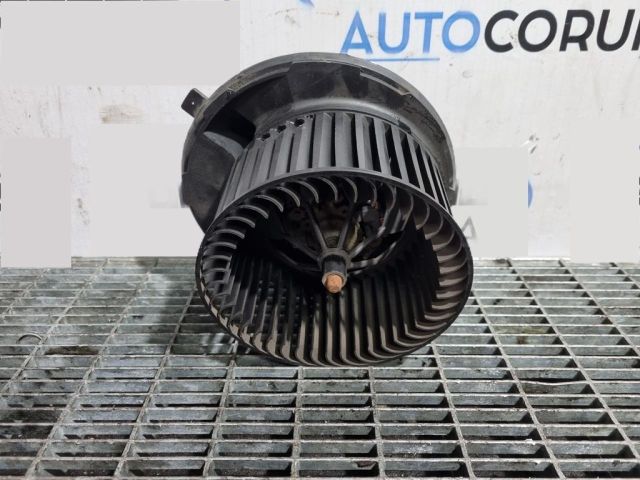 bontott VW TIGUAN Fűtőmotor (Klímás)