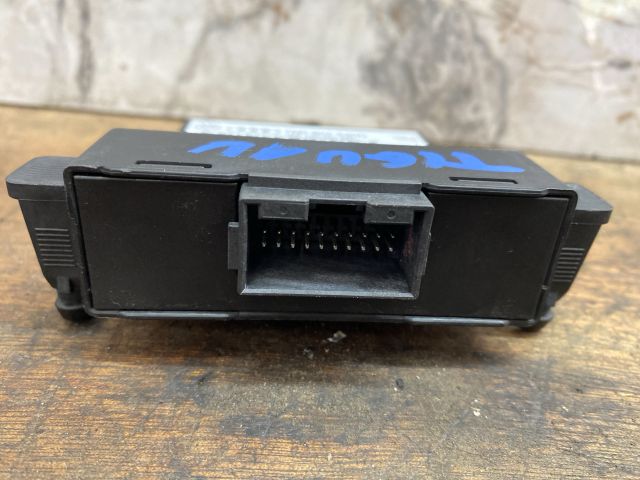 bontott VW TIGUAN Gateway Elektronika