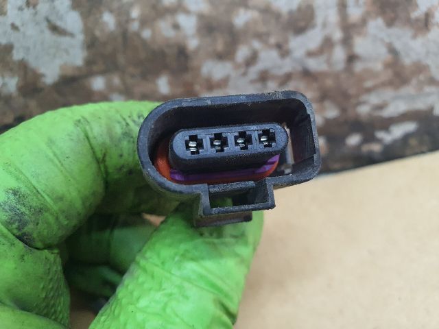 bontott VW TIGUAN Generátor Kábelköteg